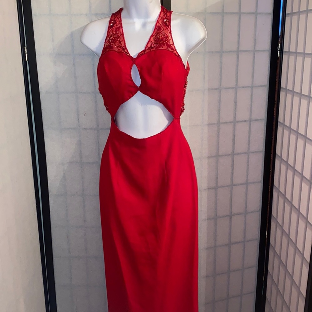 Cire Beautiful Sexy Long Red Formal Dress / Gown Size 2